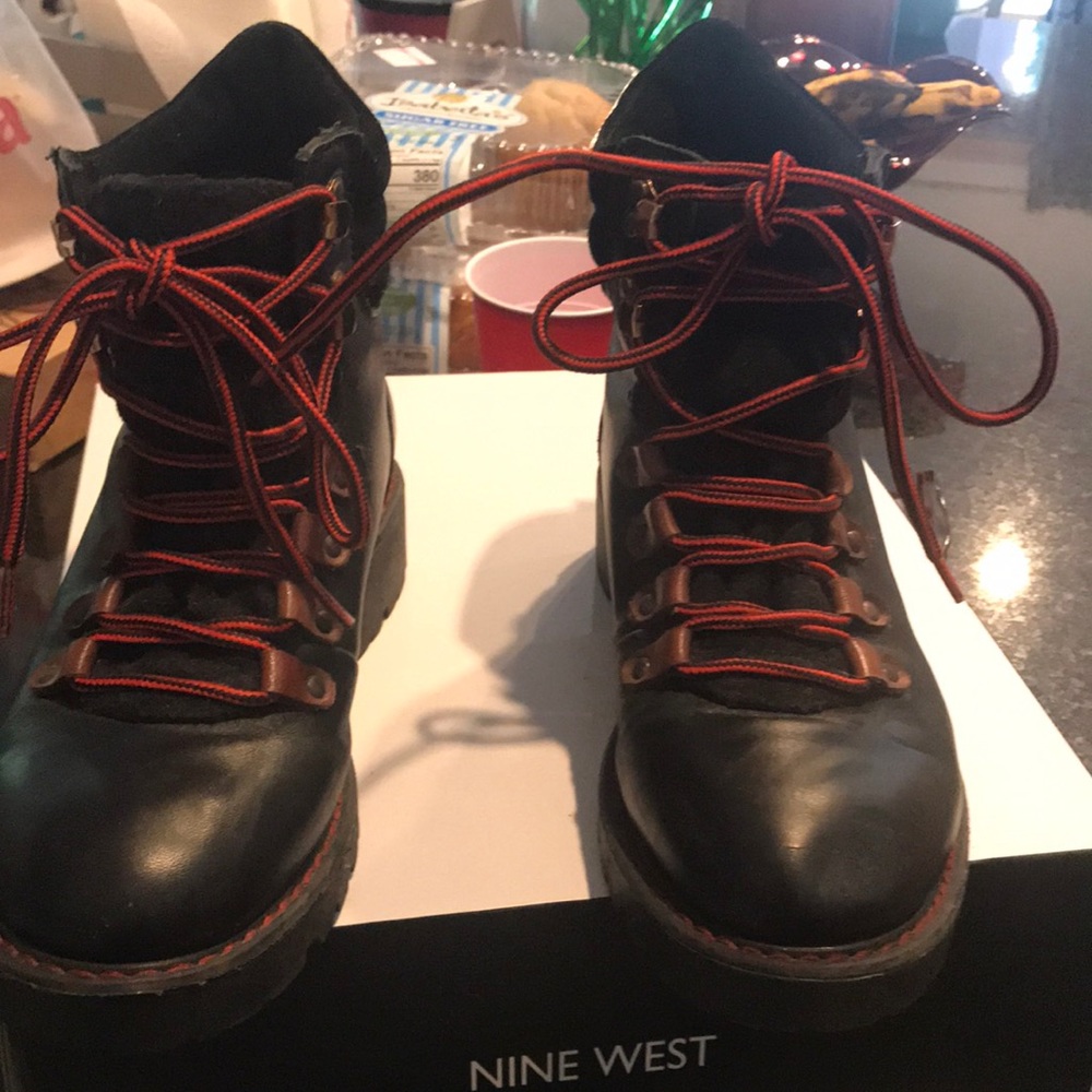 Black combat boots with red trim - Picture 1 of 5